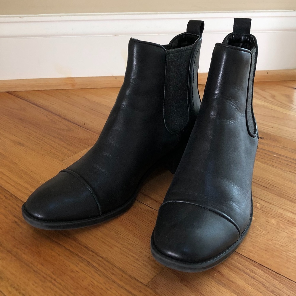 Marks & Spencer Leather Chelsea Ankle Boots
